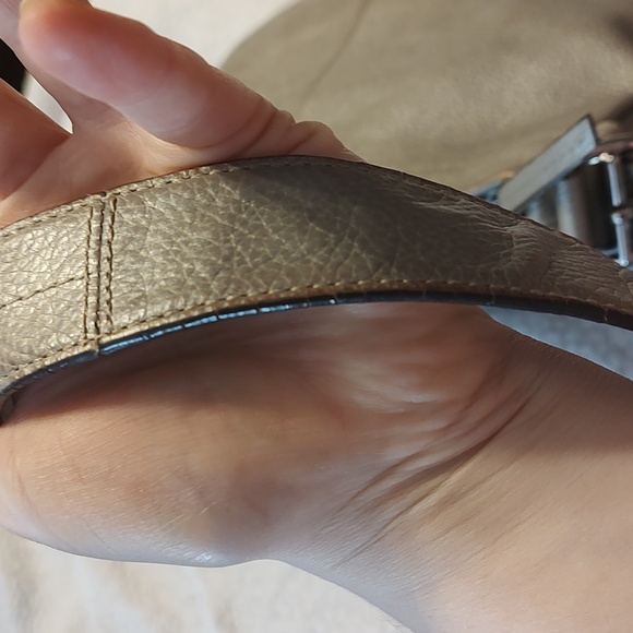 Coach silver metallic crossbody shoulder bag 2010. Overall GUC. - Picture 7 of 14